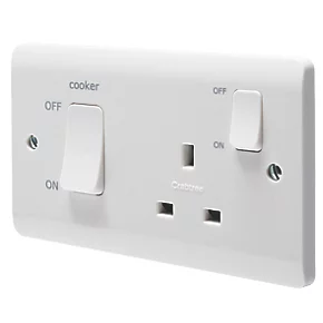 Crabtree Instinct 45A 2-Gang DP Cooker Switch & 13A DP Switched Socket White 3 Crabtree Instinct 45A 2-Gang DP Cooker Switch & 13A DP Switched Socket White
