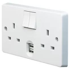 Crabtree Capital 13A 2-Gang DP Switched Socket + 2.1A 2-Outlet Type A USB Charger White